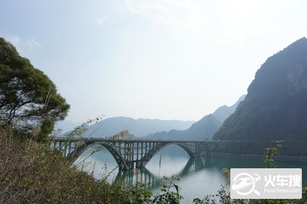 避开人潮，这个春节我们躲进广西的大山里29